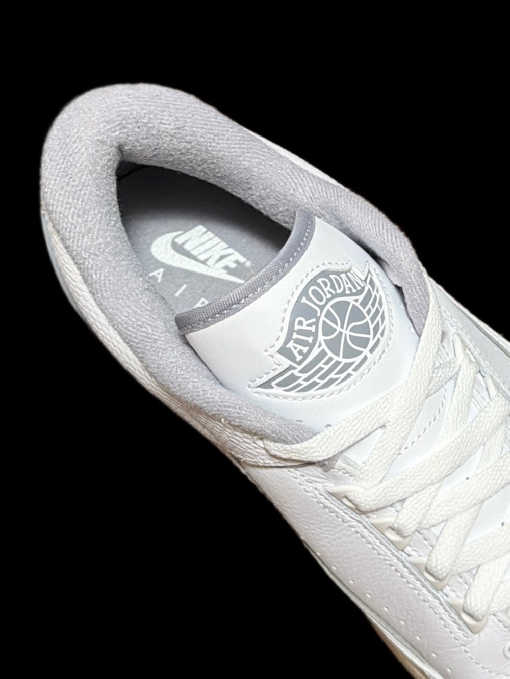 Jordan 2/3 White Cement Grey Men’s size 11 EUC 1X - Picture 12 of 15